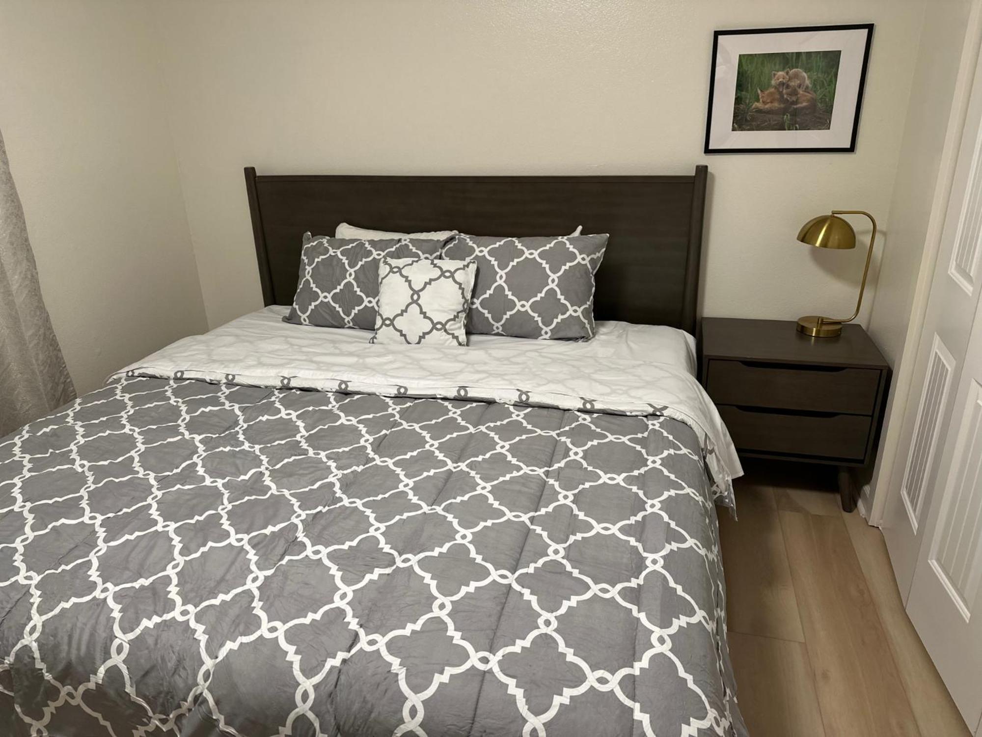 Stay Anchorage! Furnished Two Bedroom Apartments With High Speed Wifi Bilik gambar