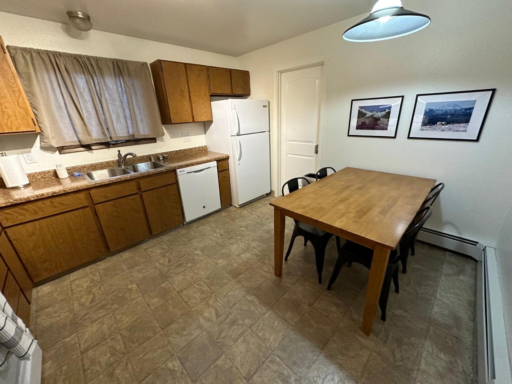 Stay Anchorage! Furnished Two Bedroom Apartments With High Speed Wifi Bilik gambar