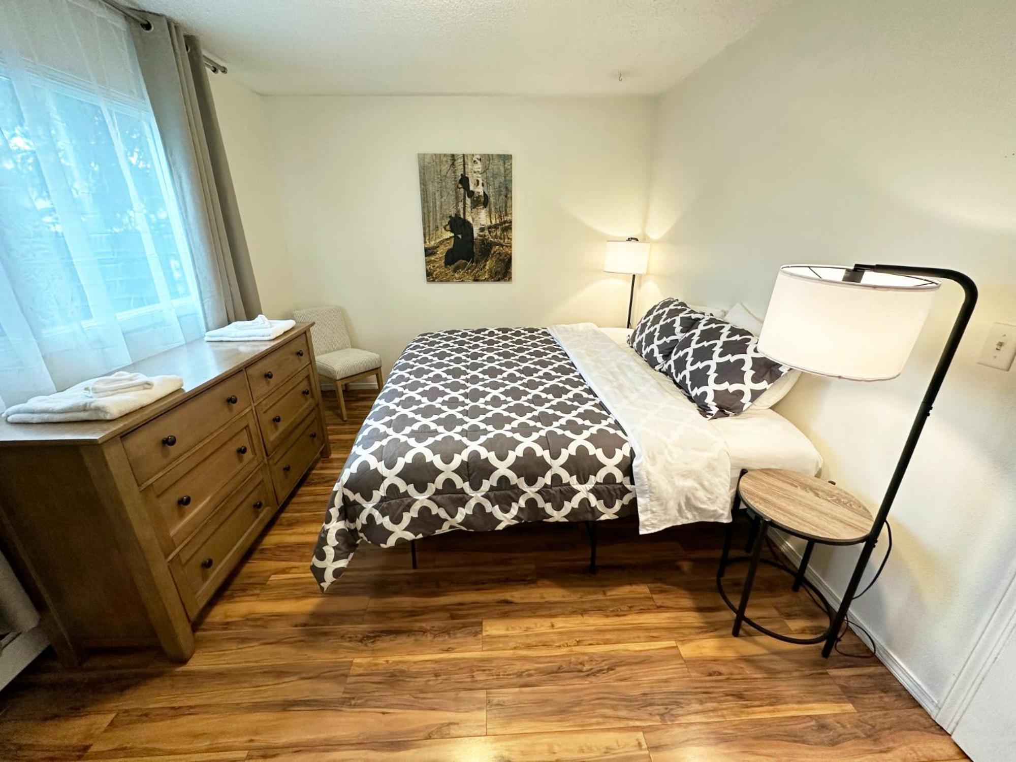 Stay Anchorage! Furnished Two Bedroom Apartments With High Speed Wifi Bilik gambar